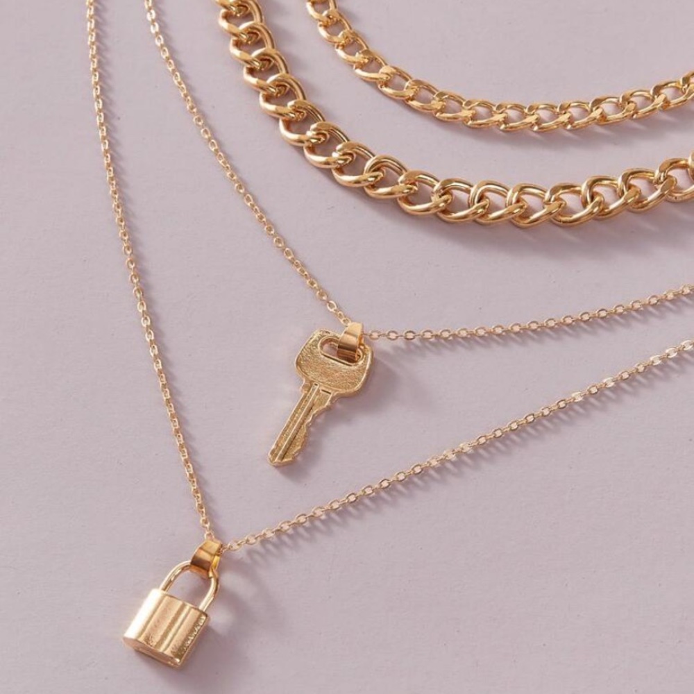 NEW 4pc lock & key gold chain necklace set - Picture 9 of 10